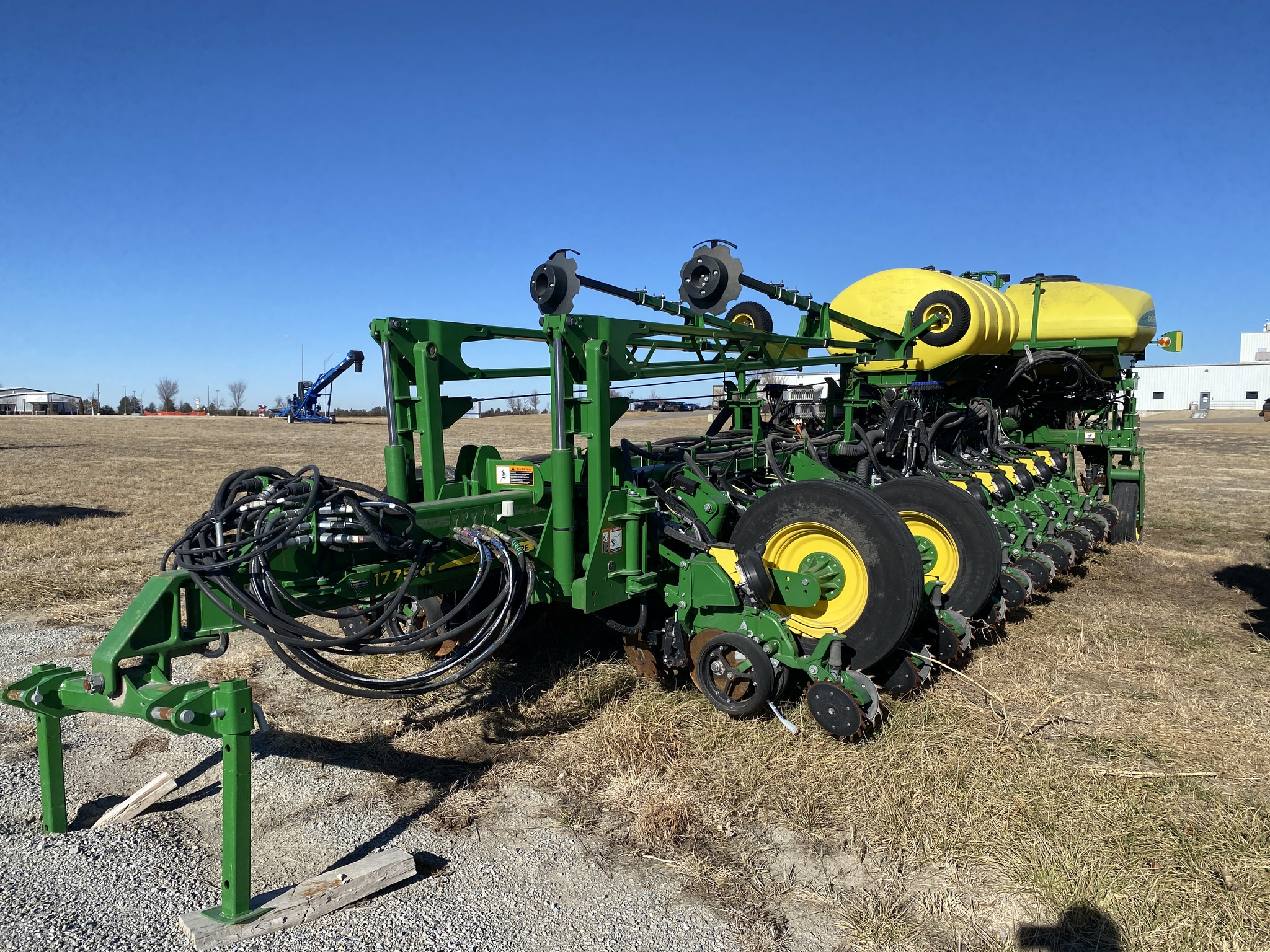  2018 John Deere 1775NT at LandMark in Hebron, NE