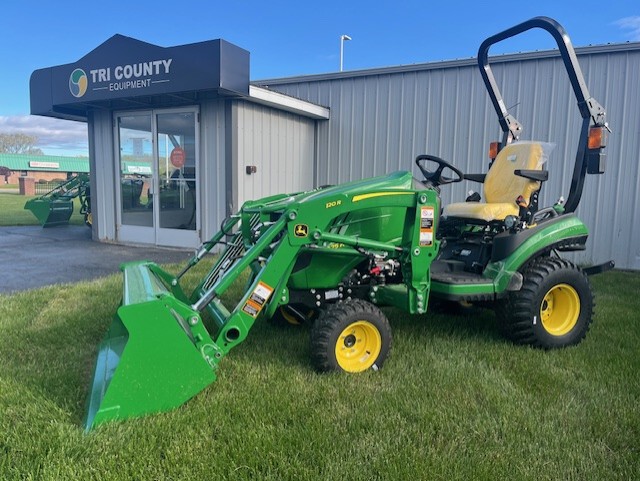 On Lot 2026 John Deere 1025R at Tri County Equipment Saginaw, MI