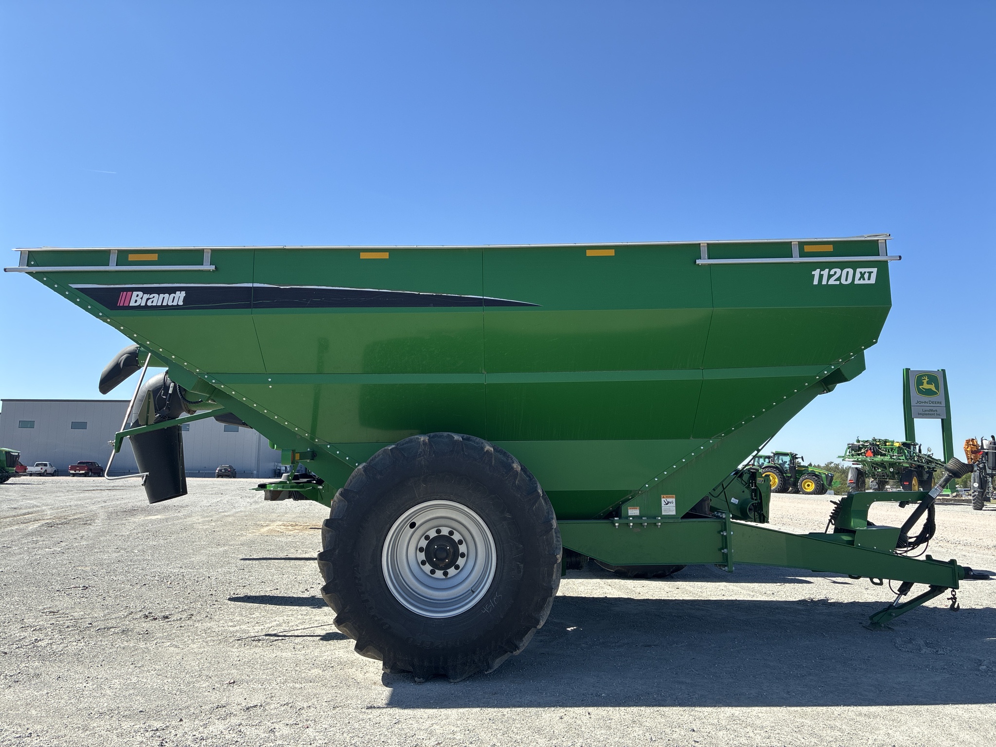  2021 Brandt 1120XT at LandMark in Hebron, NE