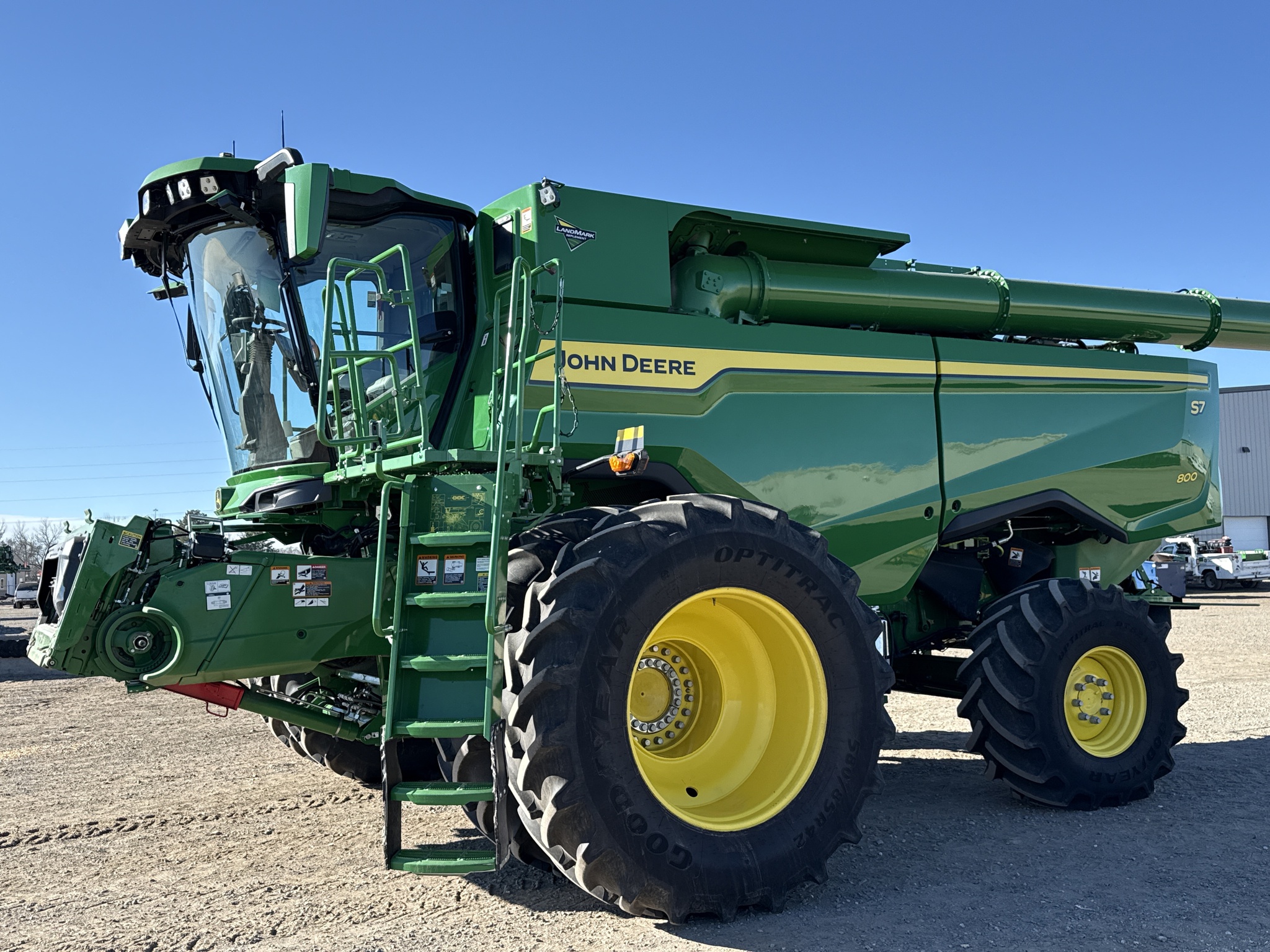  2025 John Deere S7 800 at LandMark in Gothenburg, NE