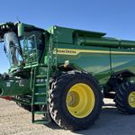  2025 John Deere S7 800 at LandMark in Gothenburg, NE