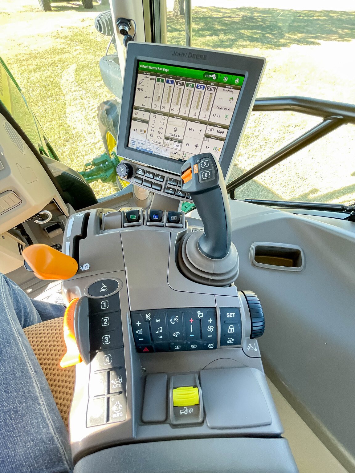  2022 John Deere 6R 155 at LandMark in Minden, NE