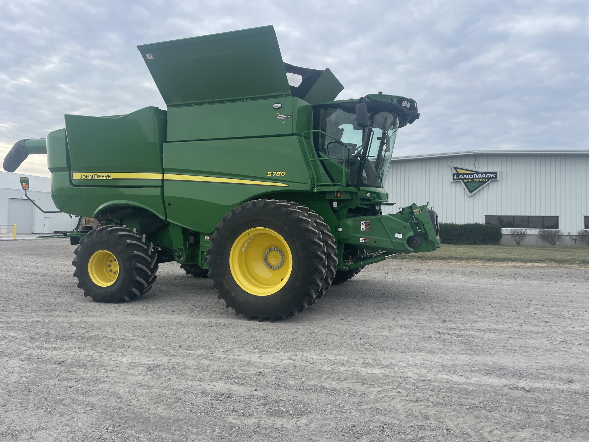  2024 John Deere S780 at LandMark in Beatrice, NE