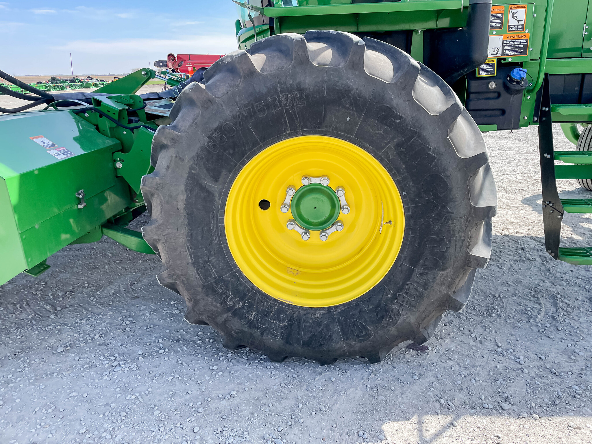  2024 John Deere W235R at LandMark in Fairfield, NE