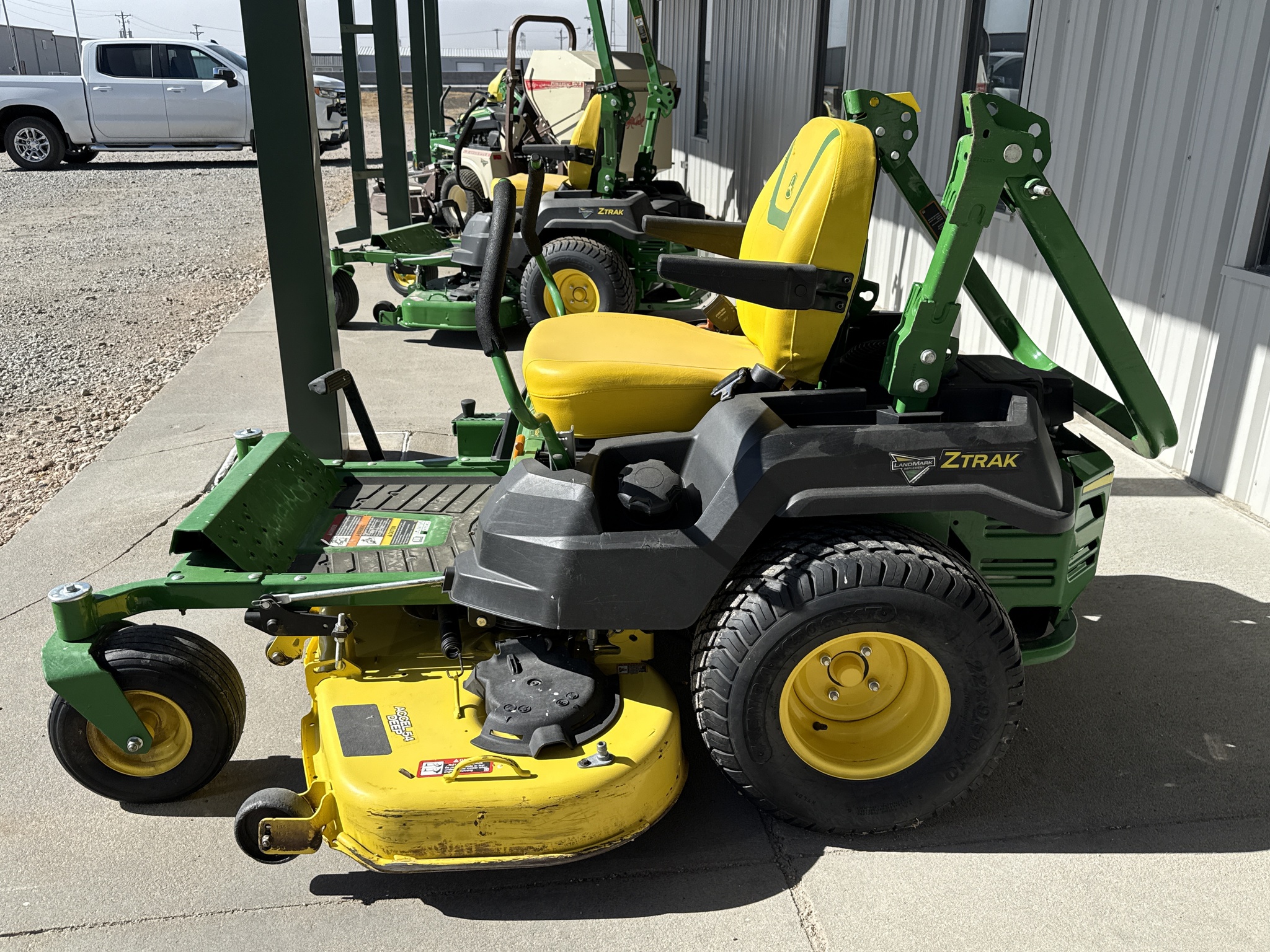  2021 John Deere Z530M at LandMark in Lexington, NE