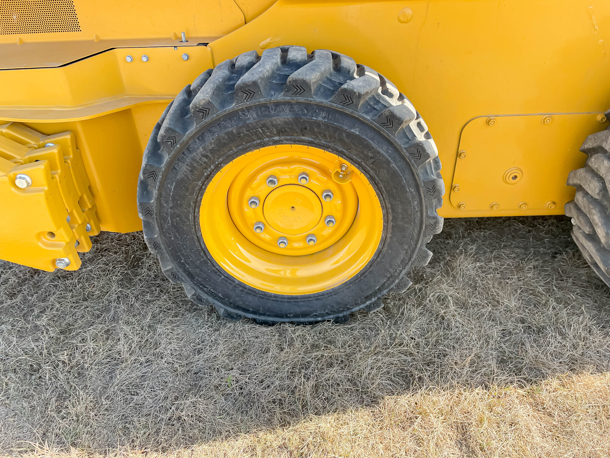  2023 John Deere 324G at LandMark in Arapahoe, NE