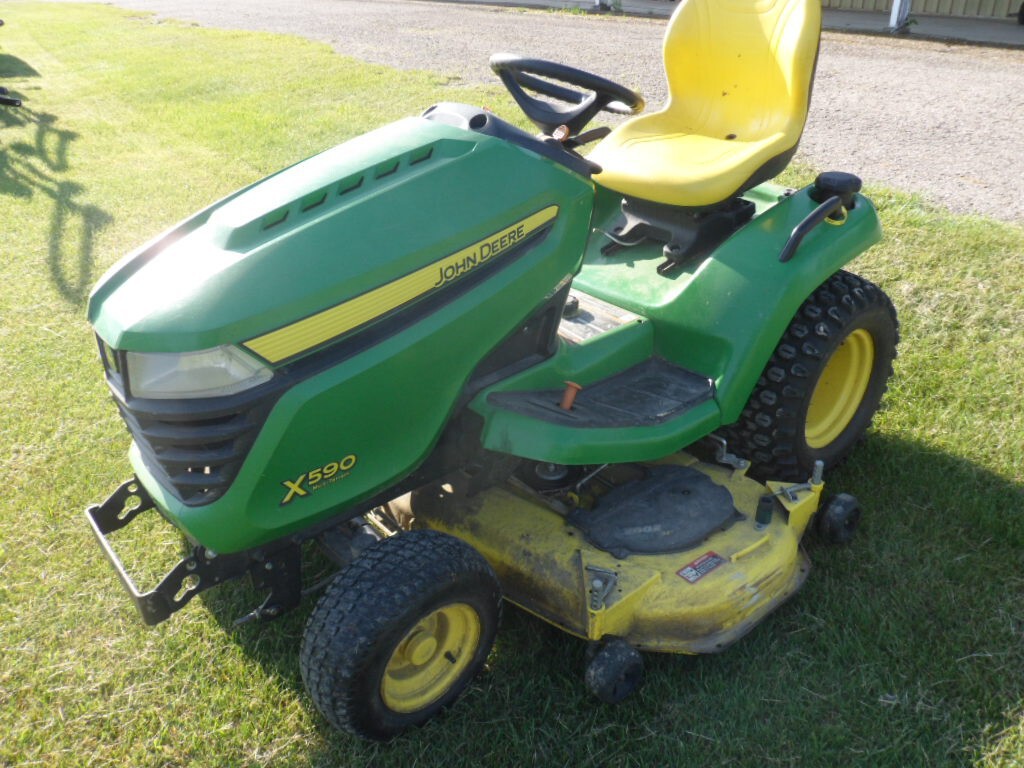 On Lot 2015 John Deere X590 at Tri County Equipment Bad Axe, MI