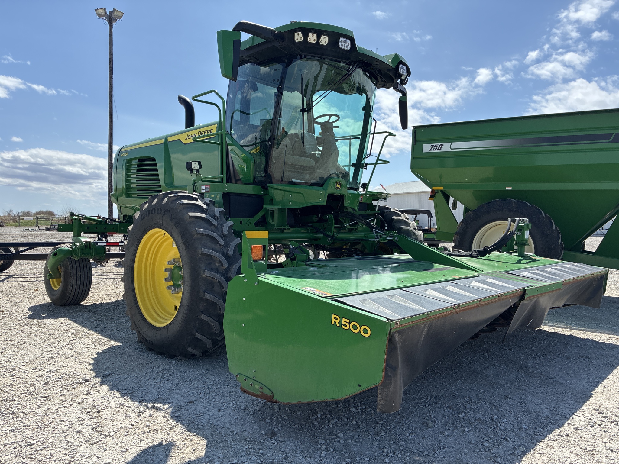  2024 John Deere W235R at LandMark in Fairfield, NE