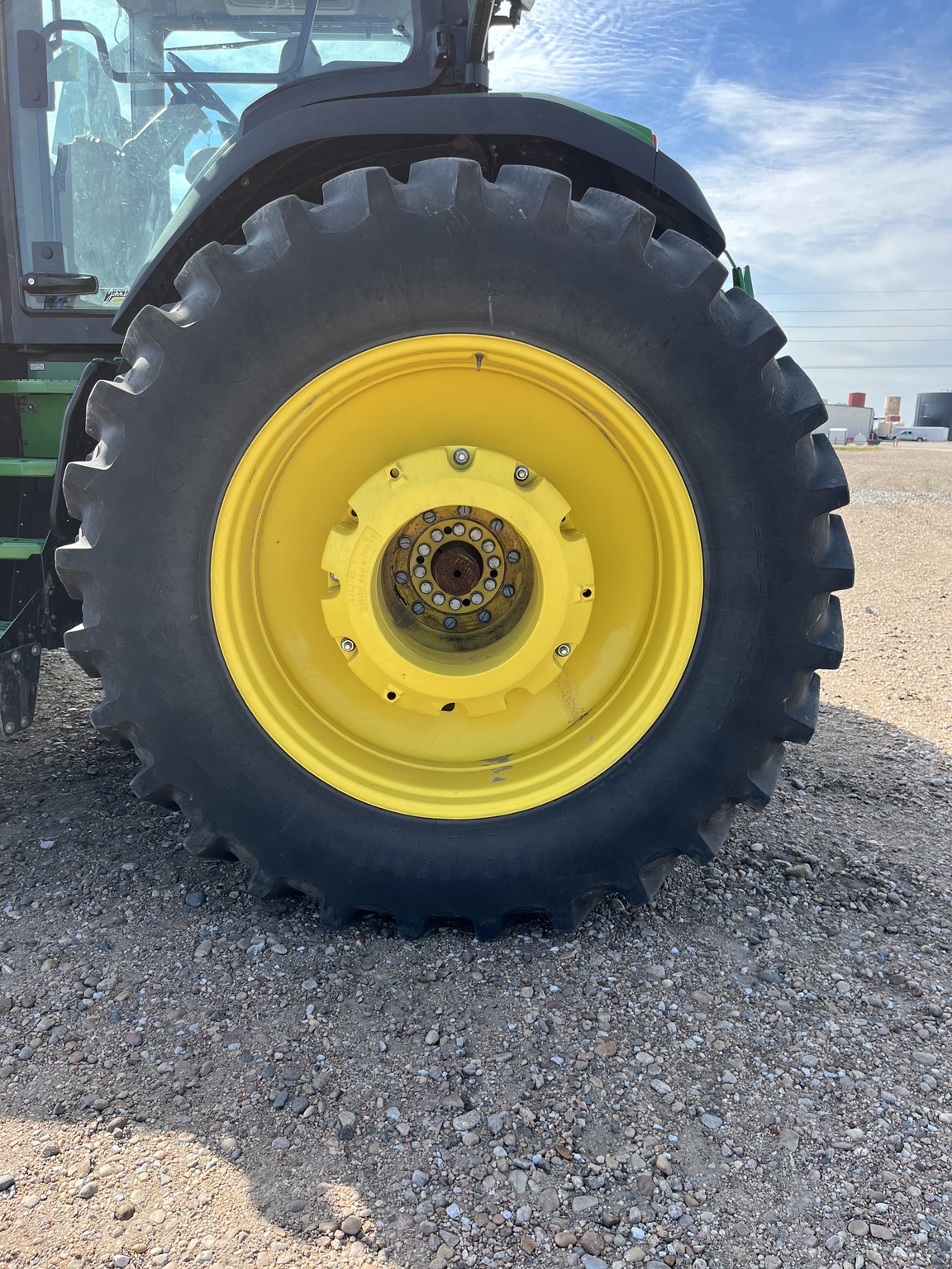  2024 John Deere 8R 370 at LandMark in Minden, NE