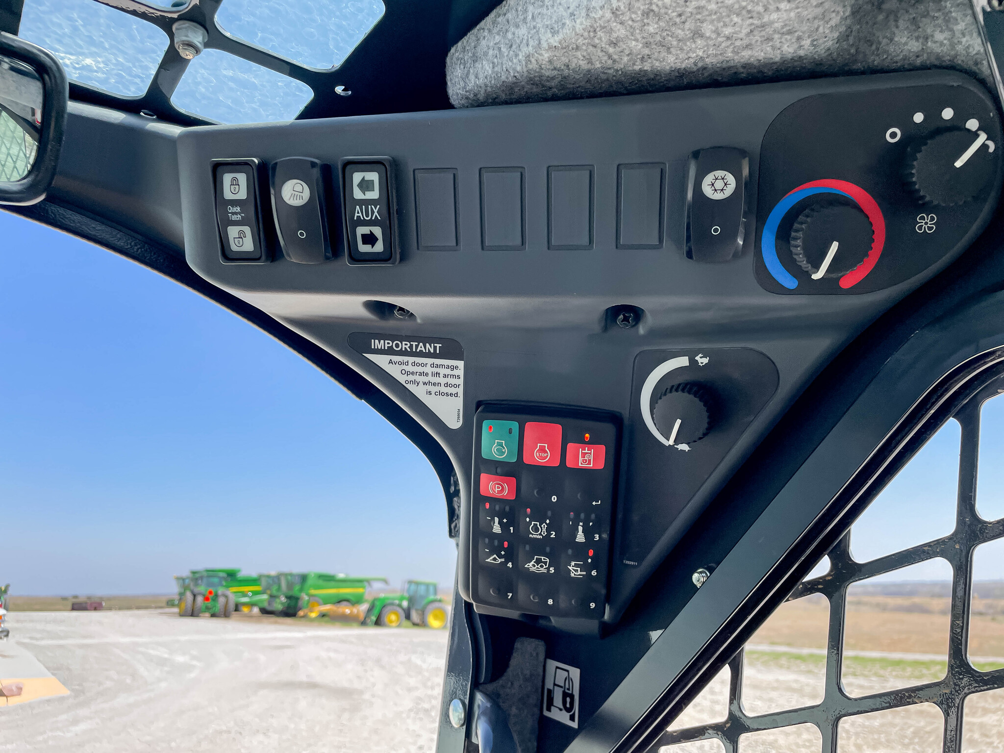  2023 John Deere 324G at LandMark in Hebron, NE