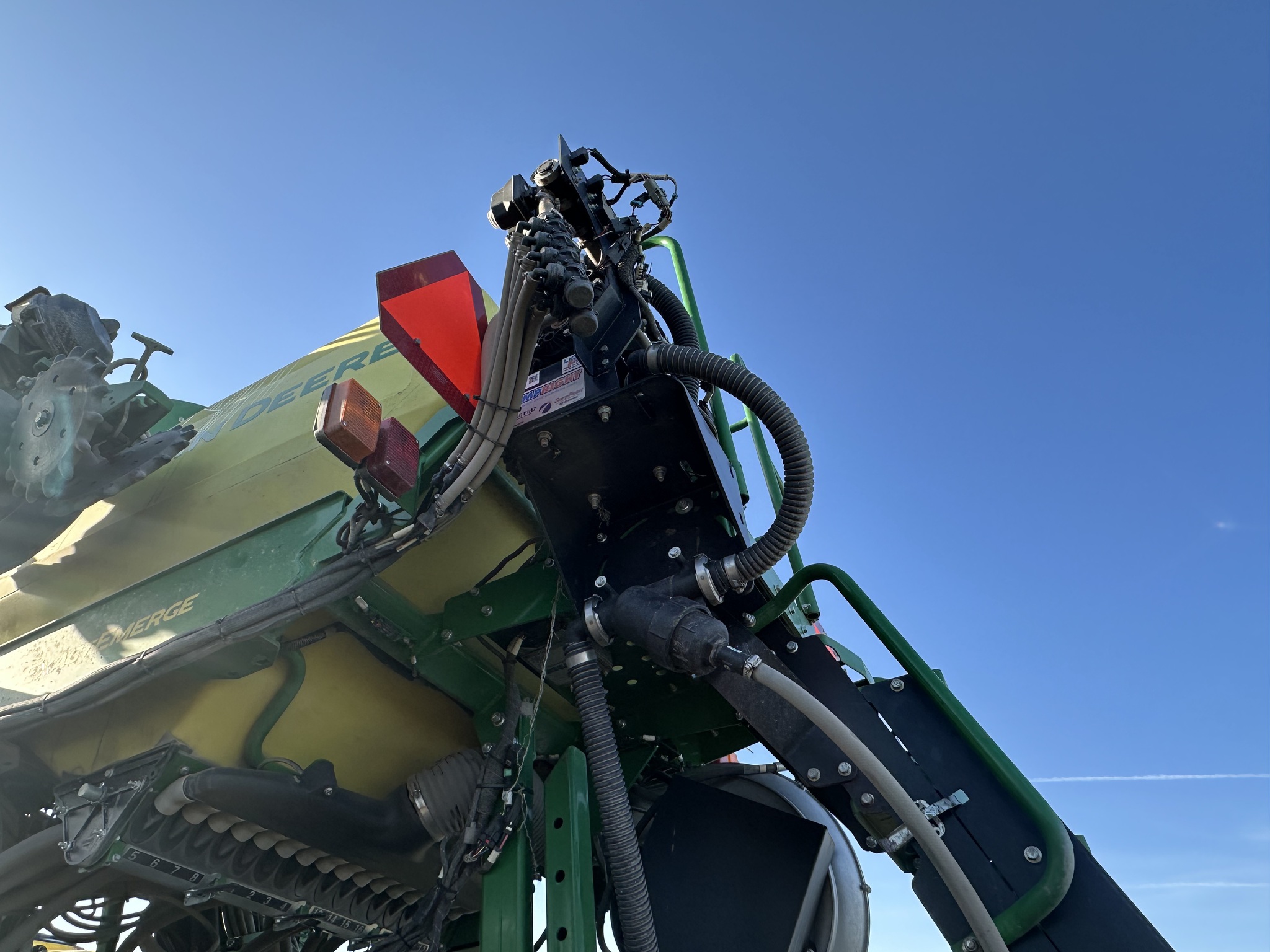  2023 John Deere 1725C at LandMark in Lexington, NE