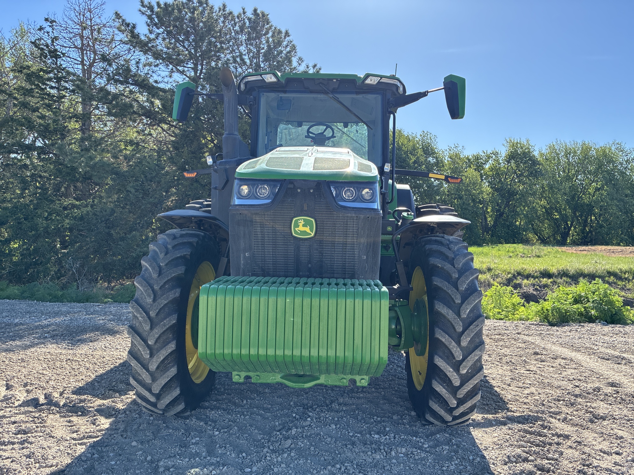  2025 John Deere 8R 250 at LandMark in Hastings, NE