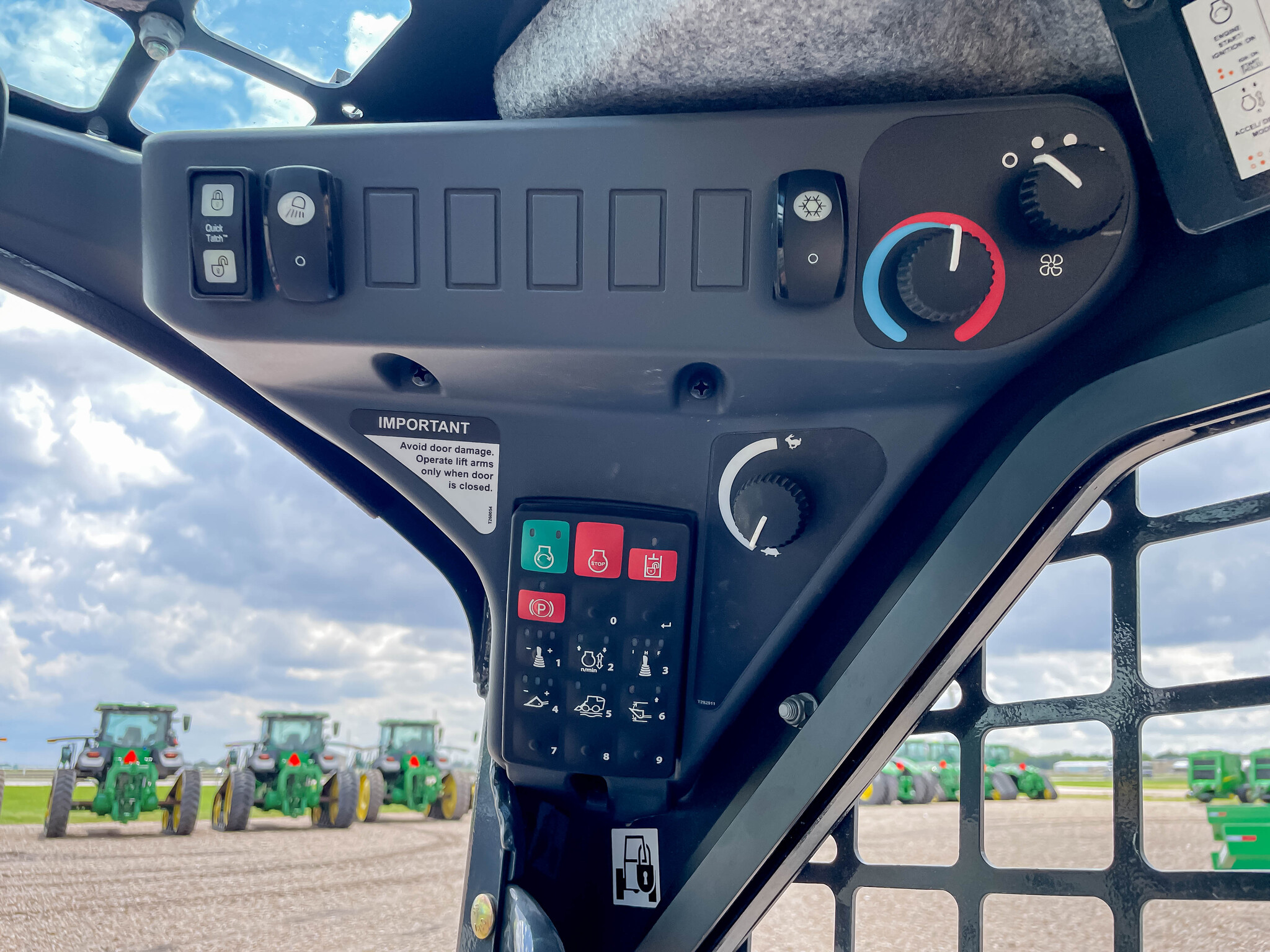  2022 John Deere 317G at LandMark in Minden, NE