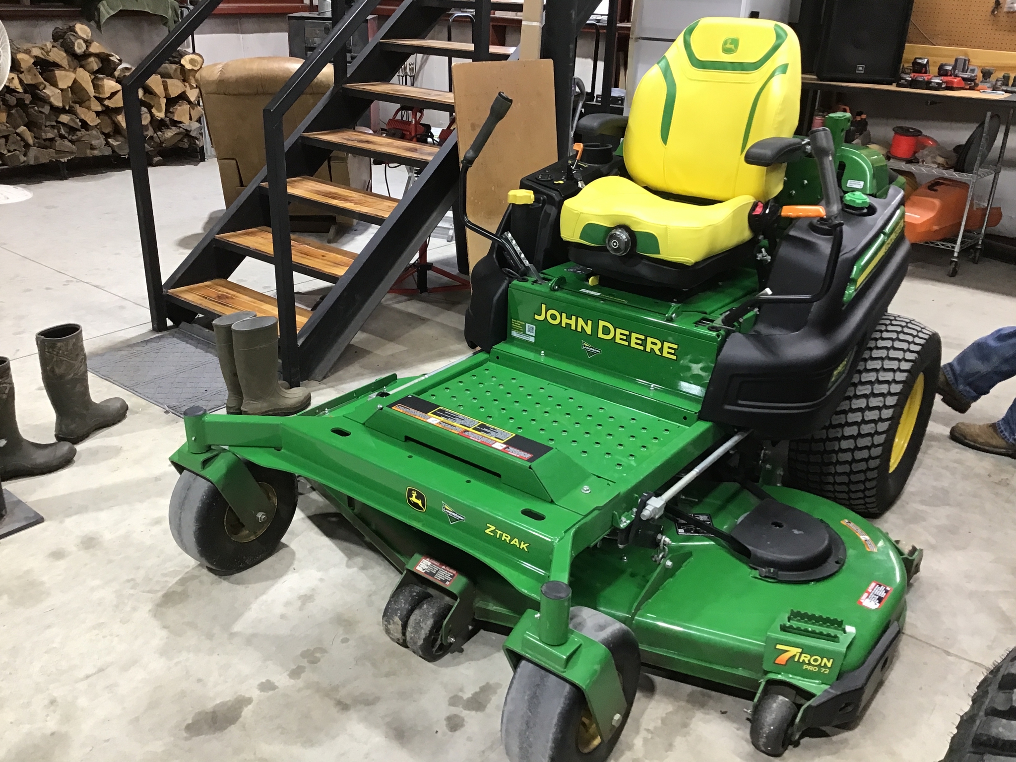  2023 John Deere Z997R at LandMark in Smith Center, KS