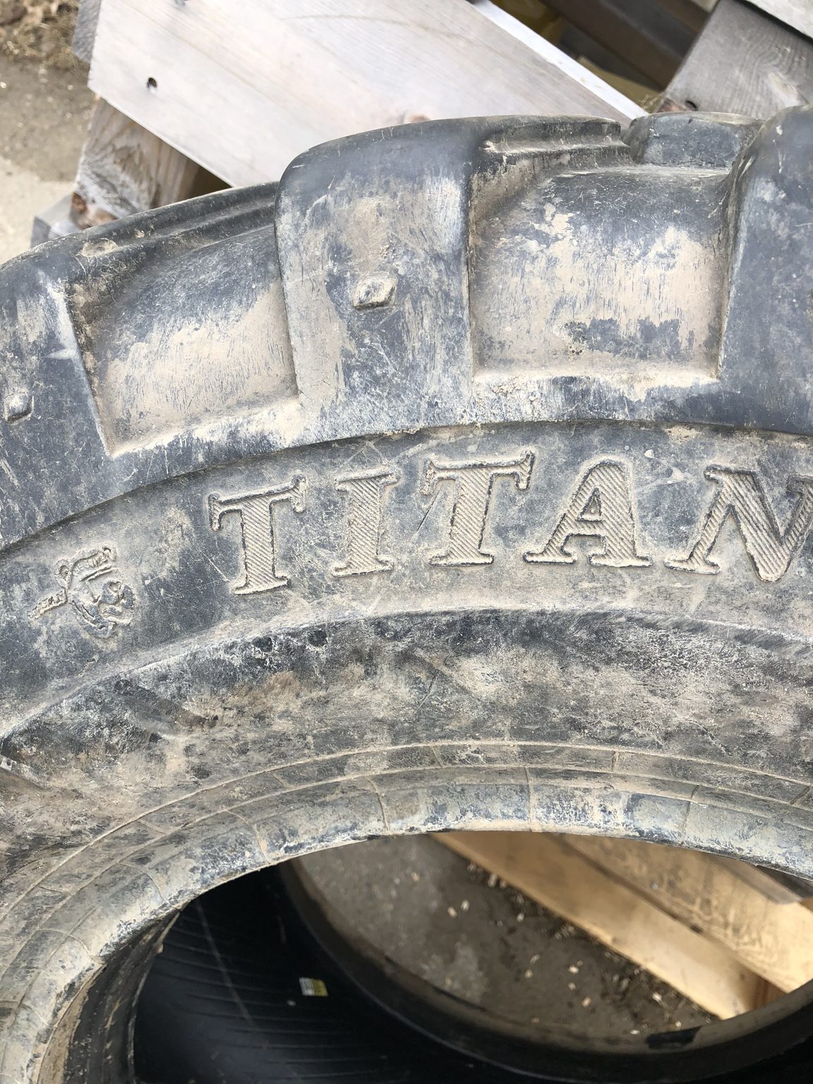 On Lot  Other 14-17.5 at Tri County Equipment Sandusky, MI