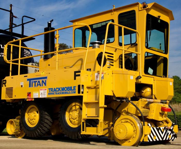New 2025 Trackmobile TITAN at Briggs Equipment in Lubbock, TX (Briggs Truck & Rail)