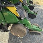  2024 John Deere 1725 at LandMark in Gothenburg, NE