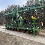  2017 John Deere 1725 CCS at LandMark in Holdrege, NE