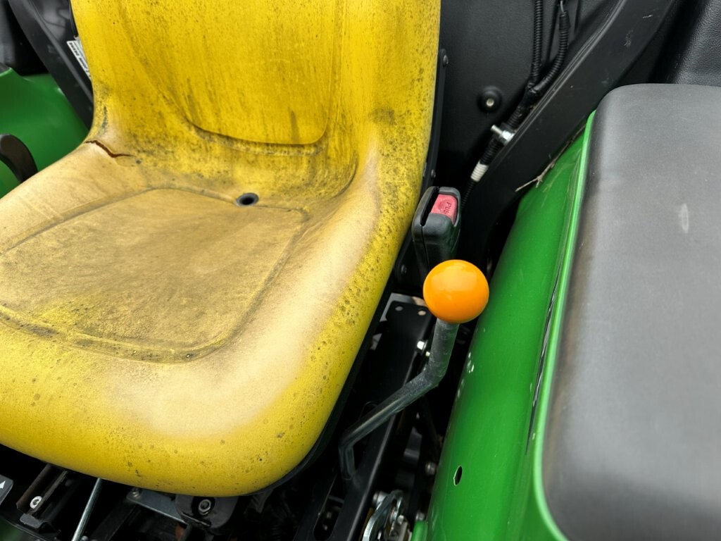 On Lot  John Deere 3032E at Tri County Equipment Lapeer, MI