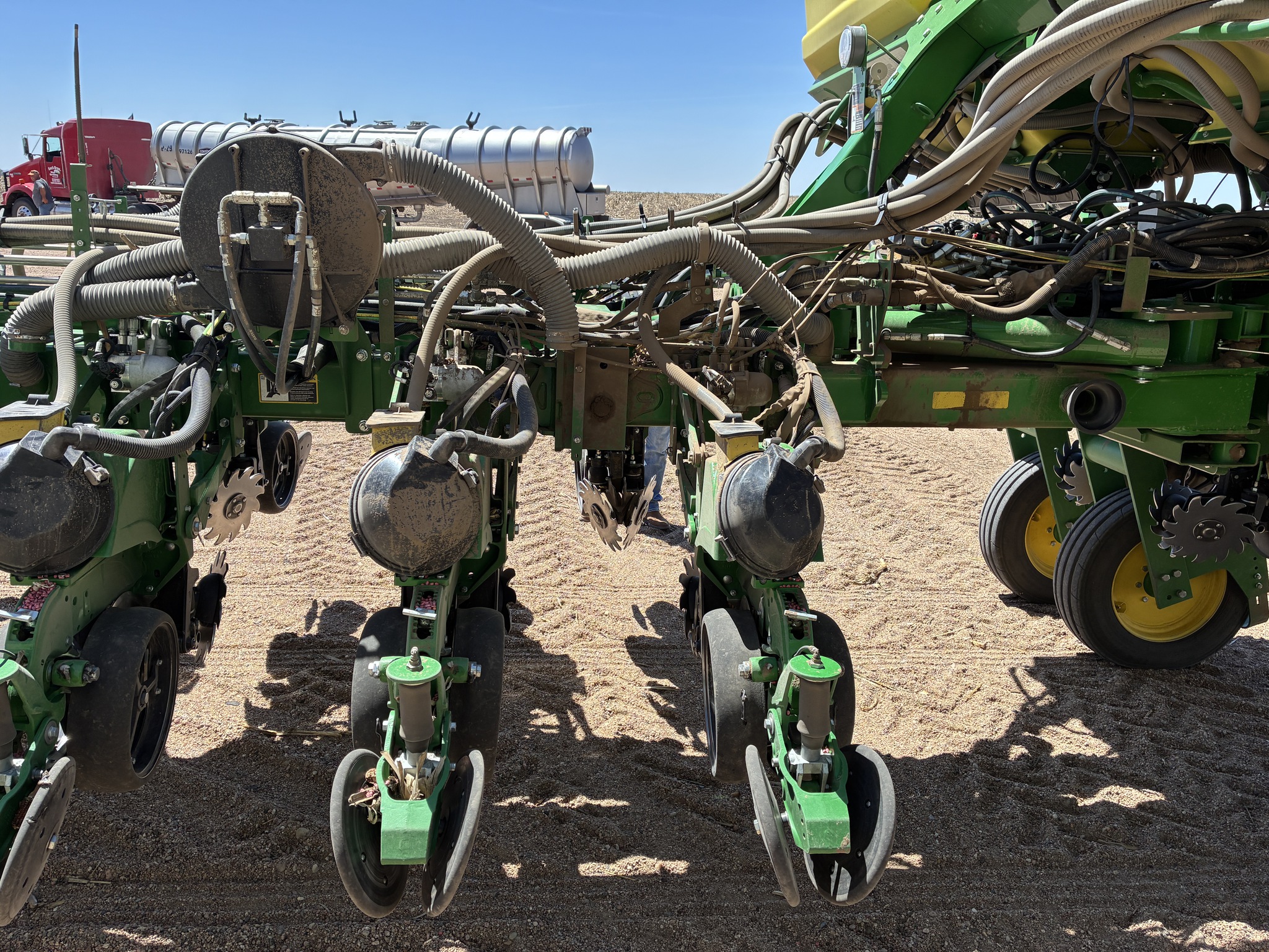  2022 John Deere 1775NT at LandMark in Gothenburg, NE