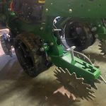  2025 John Deere 1725 at LandMark in Hastings, NE