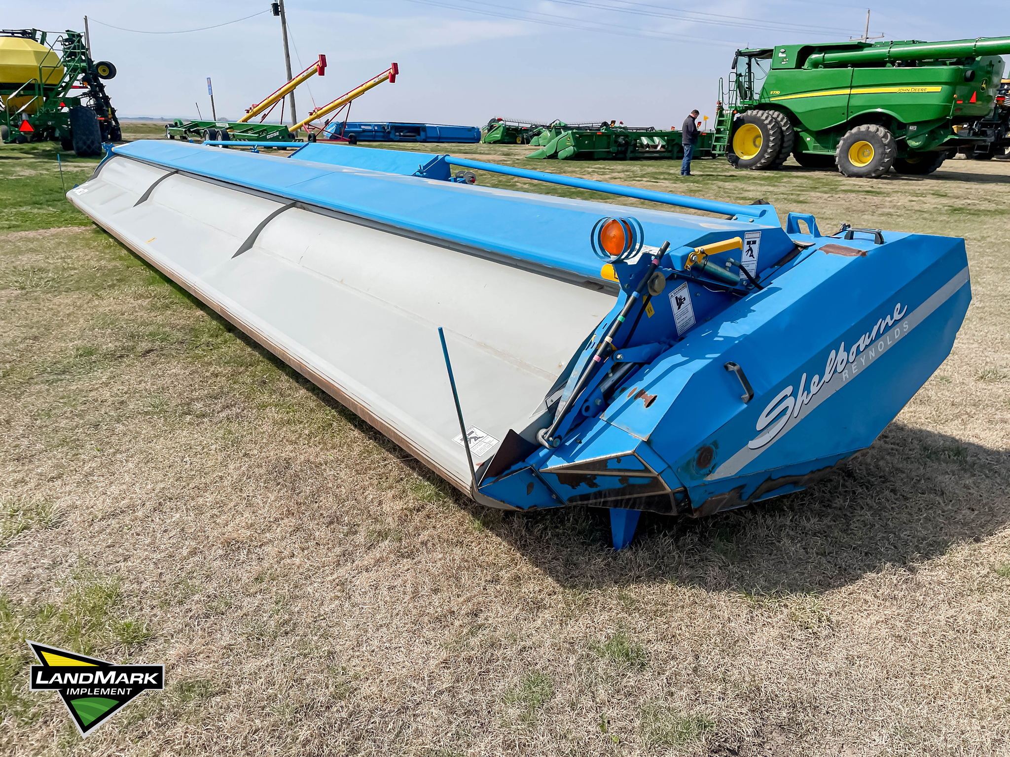  2013 Shelbourne CVS 32 at LandMark in Phillipsburg, KS