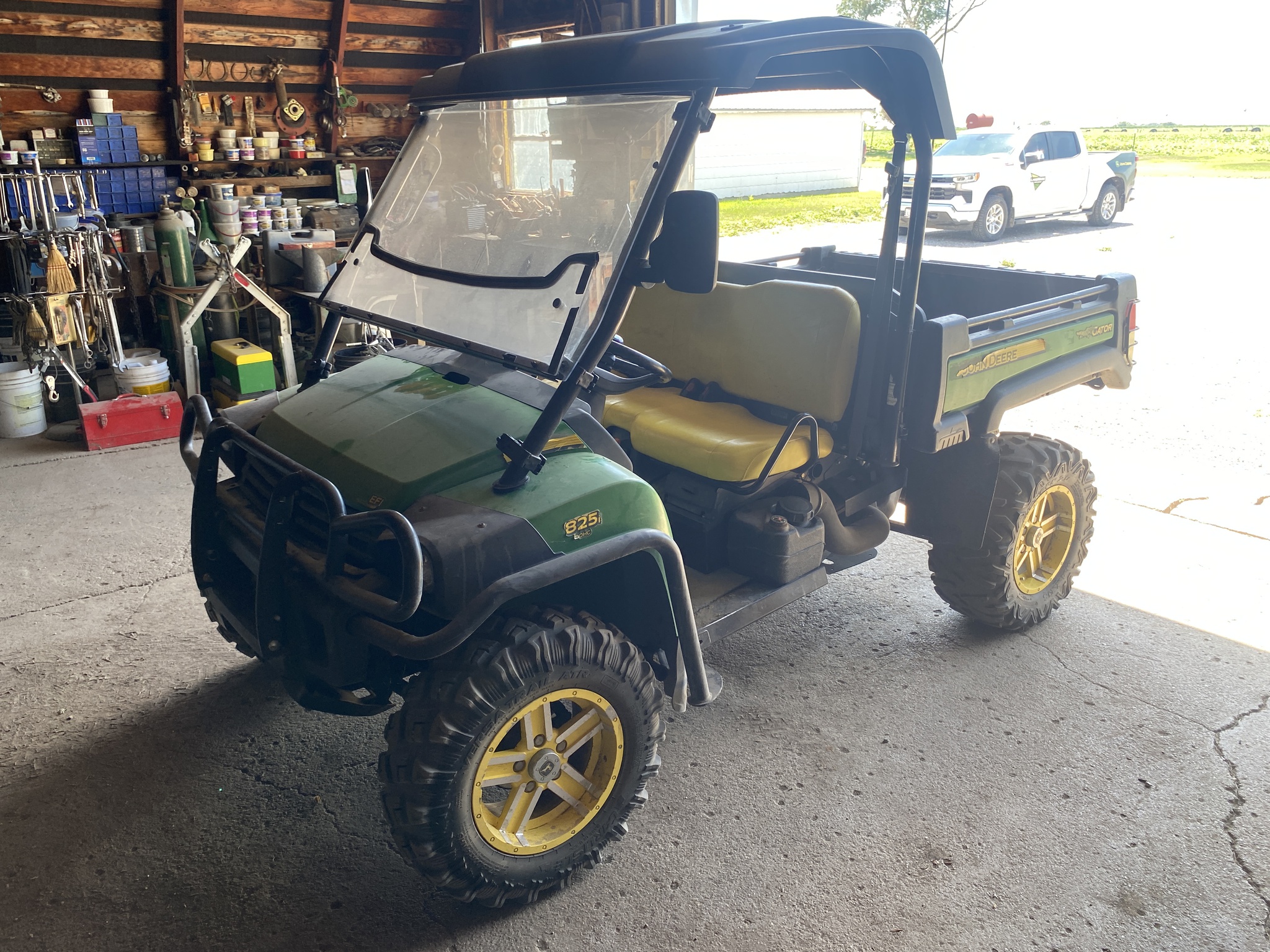  2011 John Deere XUV 825I GREEN at LandMark in Superior, NE