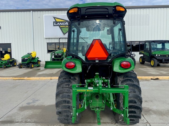  2024 John Deere 3033R at LandMark in Beatrice, NE