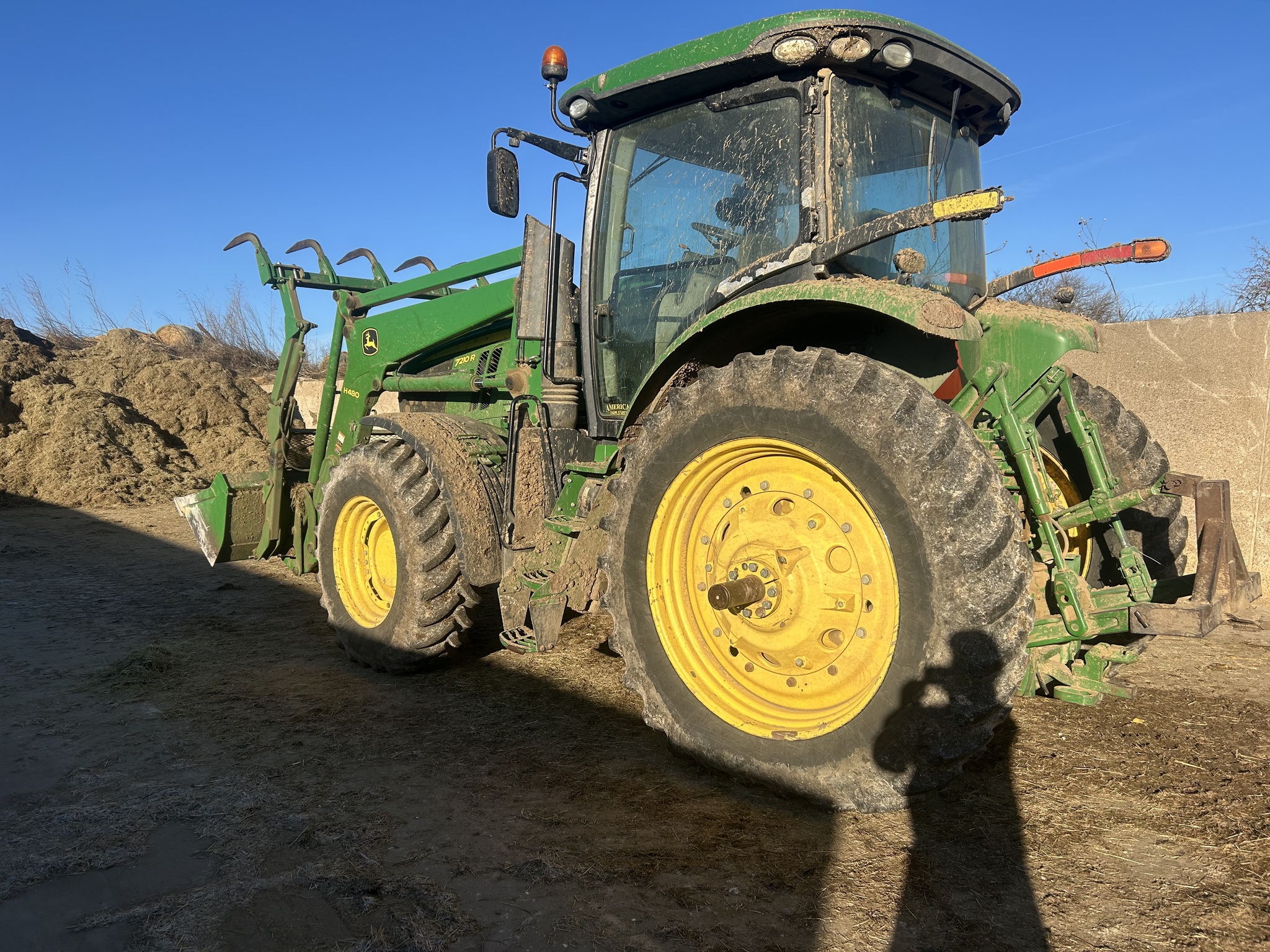  2015 John Deere 7210R at LandMark in Marysville, KS