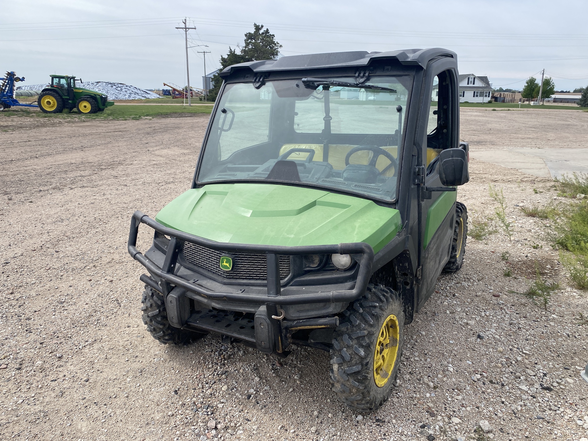  2022 John Deere XUV835M HVAC Cab at LandMark in Hebron, NE