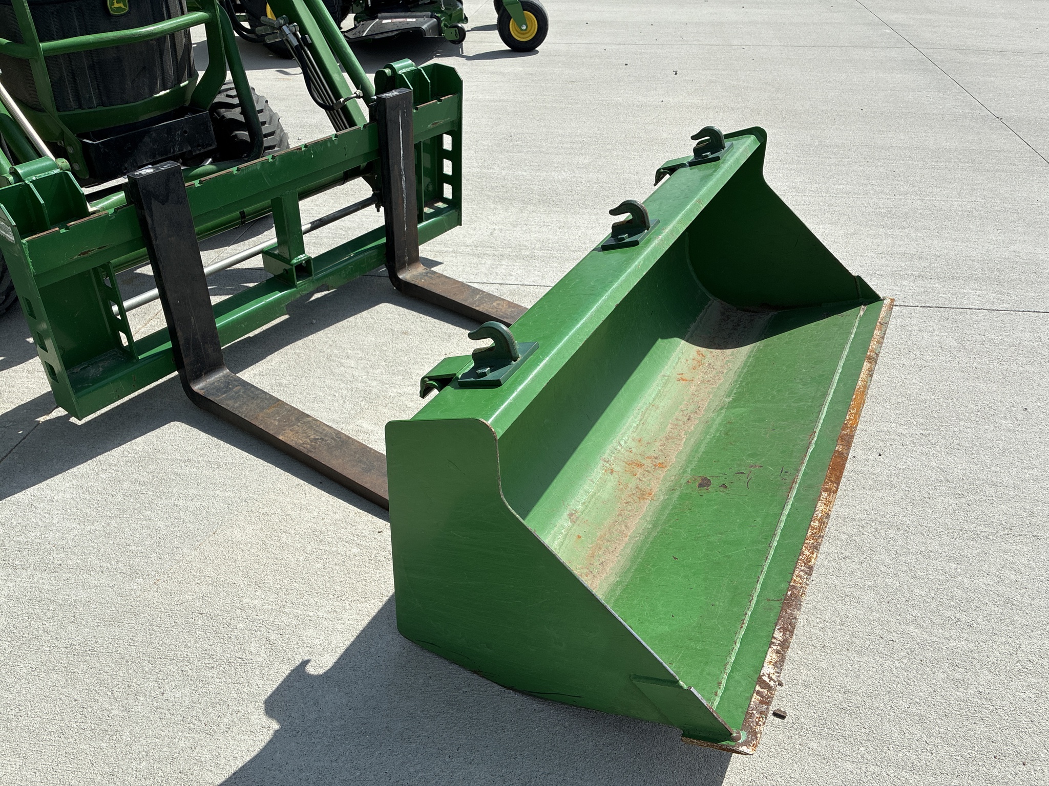  2015 John Deere 1025R at LandMark in Hebron, NE