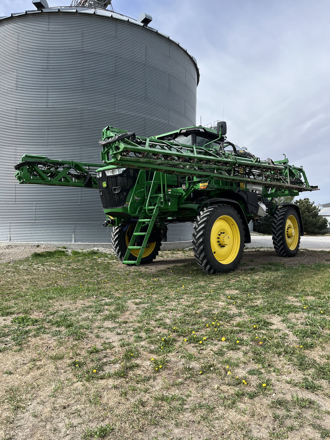  2024 John Deere 412R at LandMark in Minden, NE