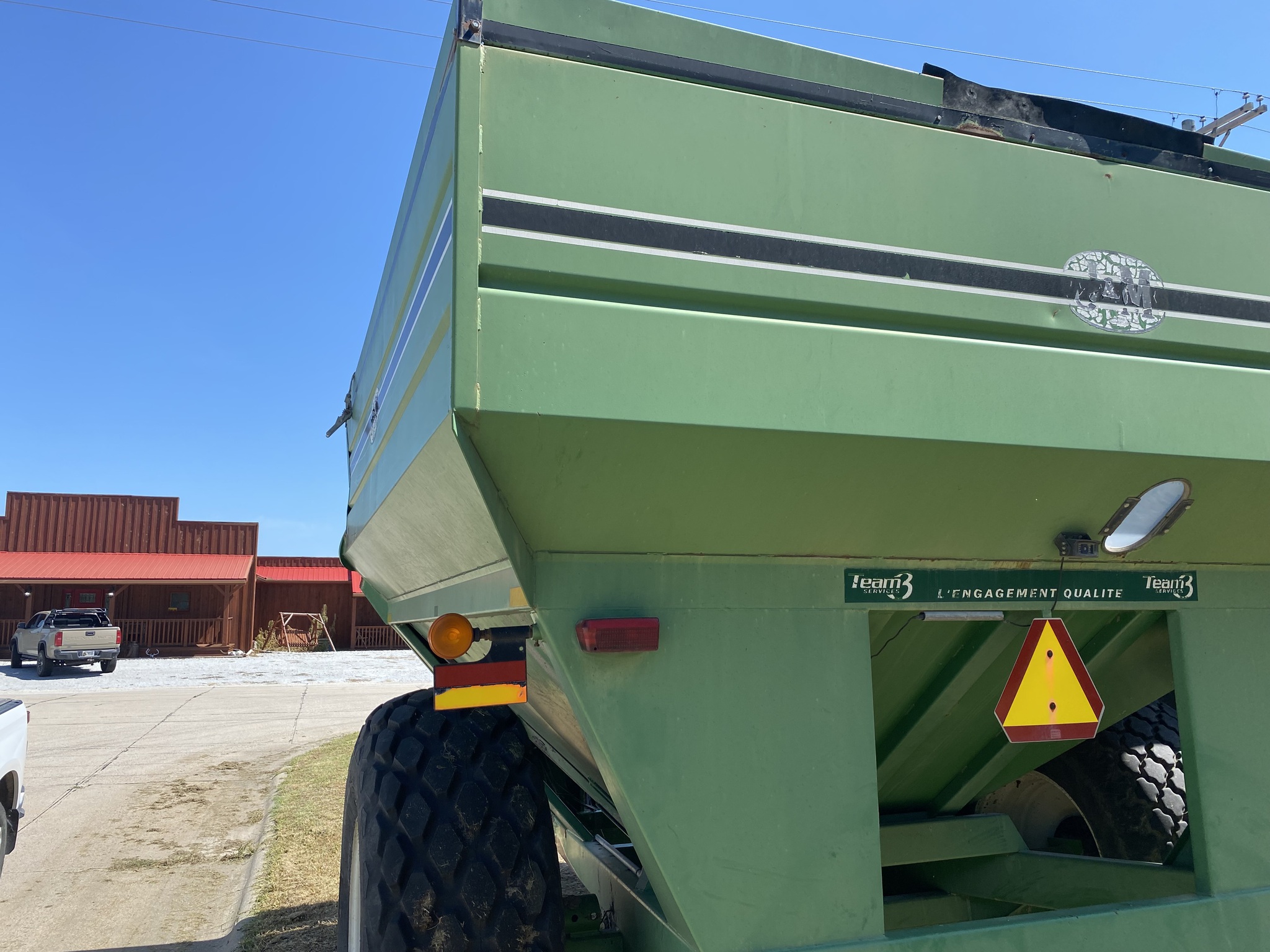  2004 J&m 750-18 at LandMark in Kearney, NE