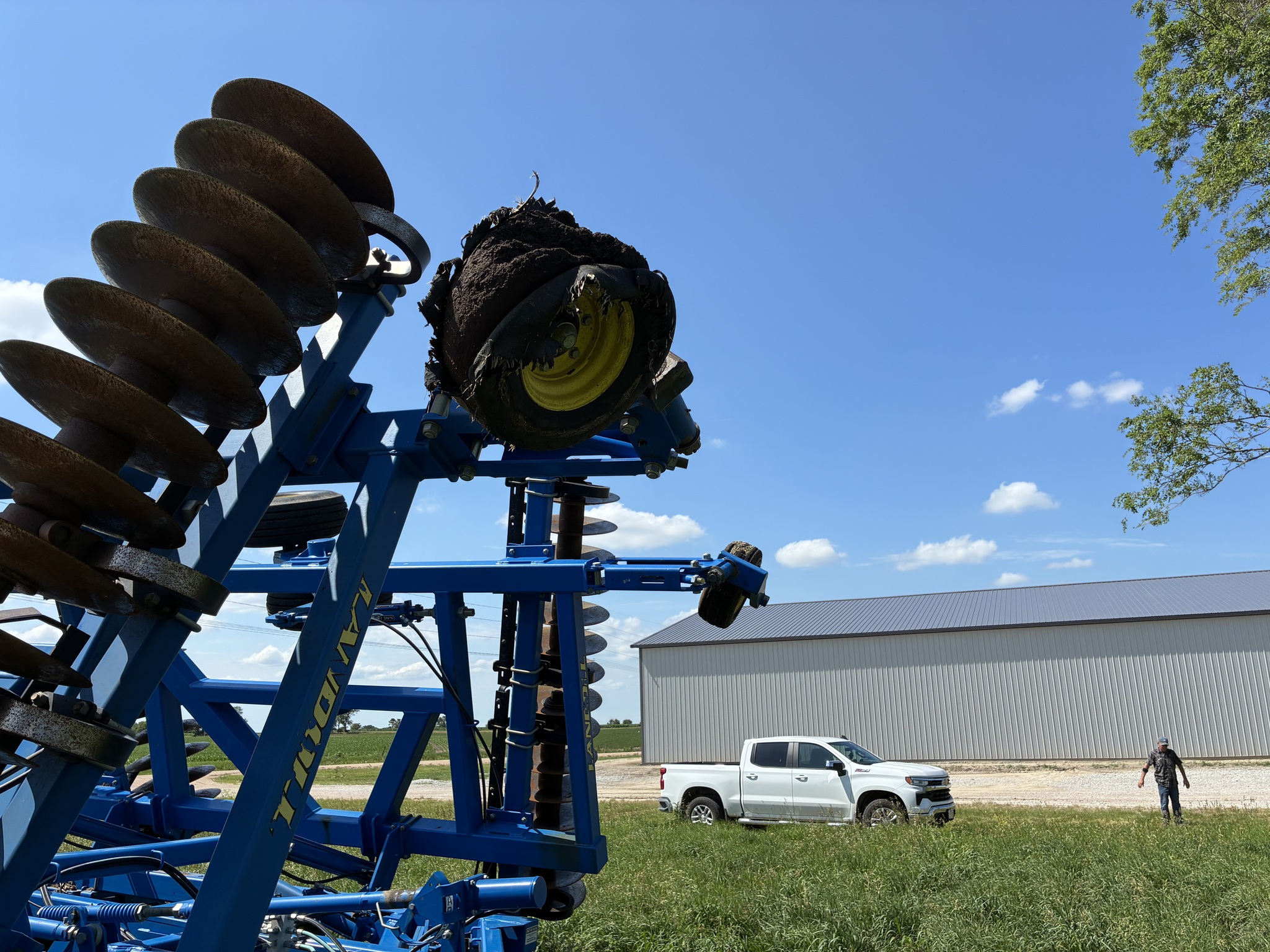   Landoll 7431-33 at LandMark in Hebron, NE