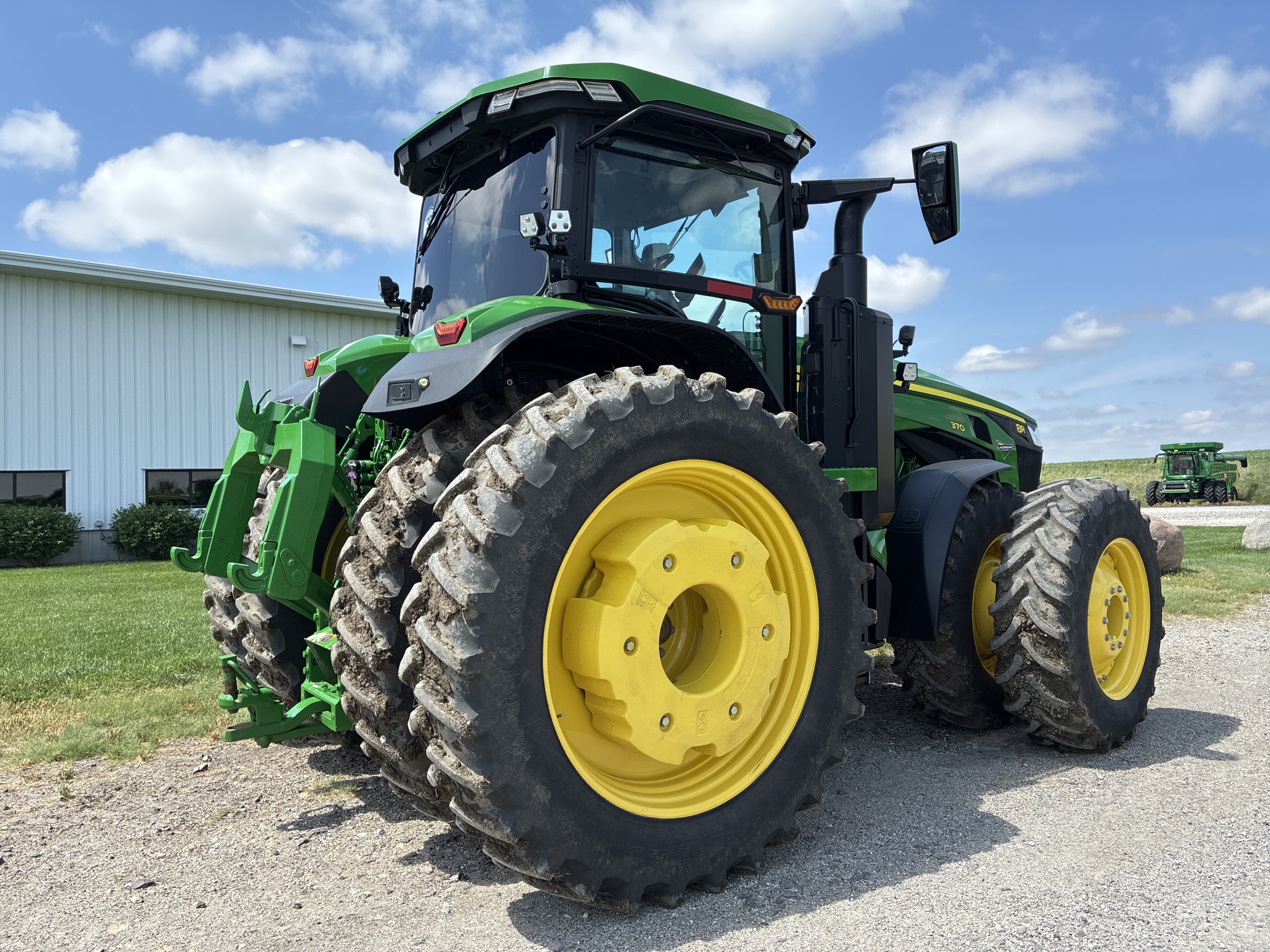  2024 John Deere 8R 370 at LandMark in Marysville, KS