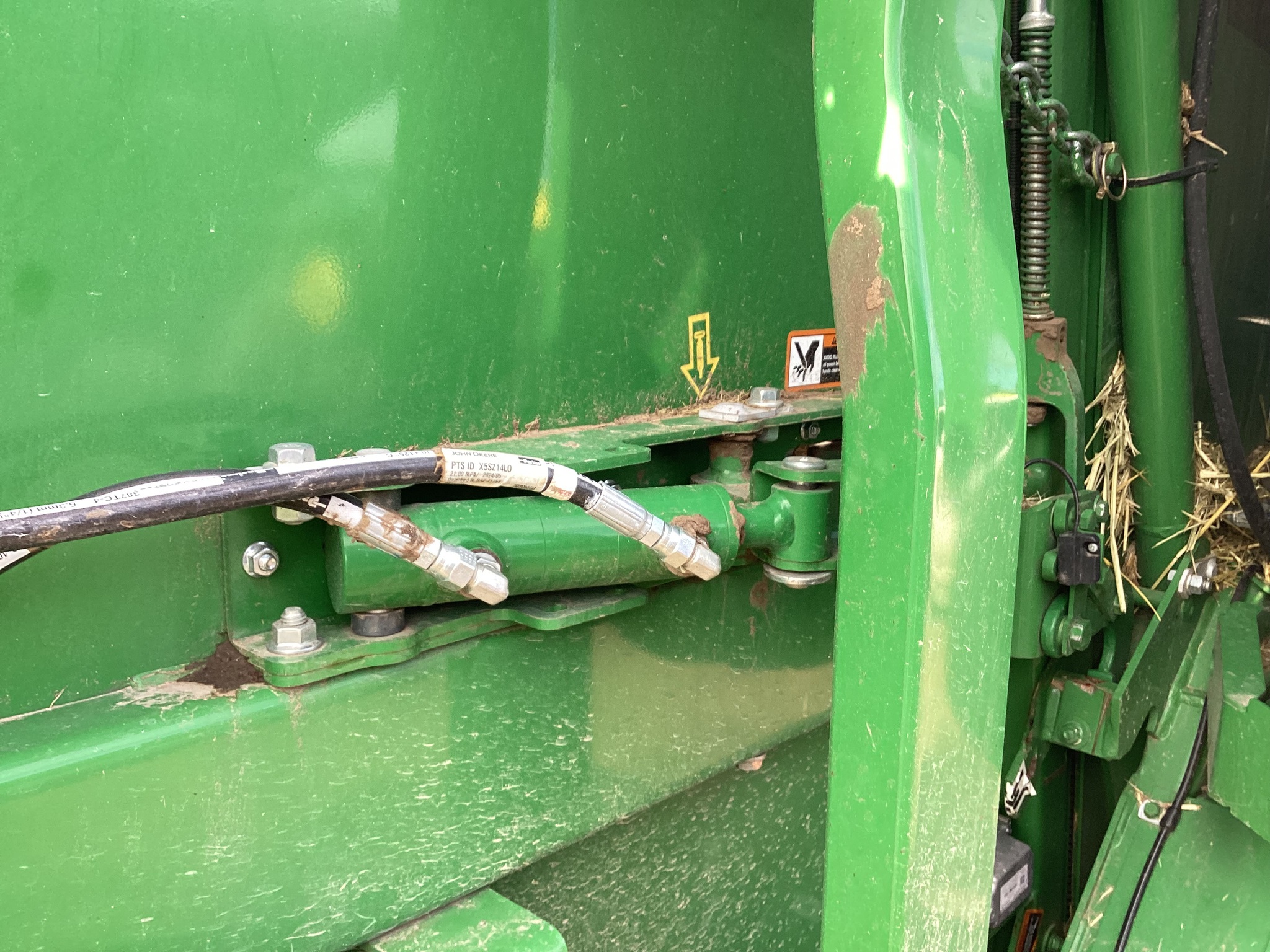  2024 John Deere 561R at LandMark in Gothenburg, NE