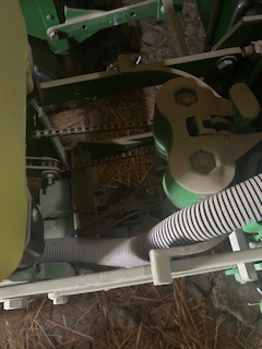  2002 John Deere 1700 at LandMark in Arapahoe, NE