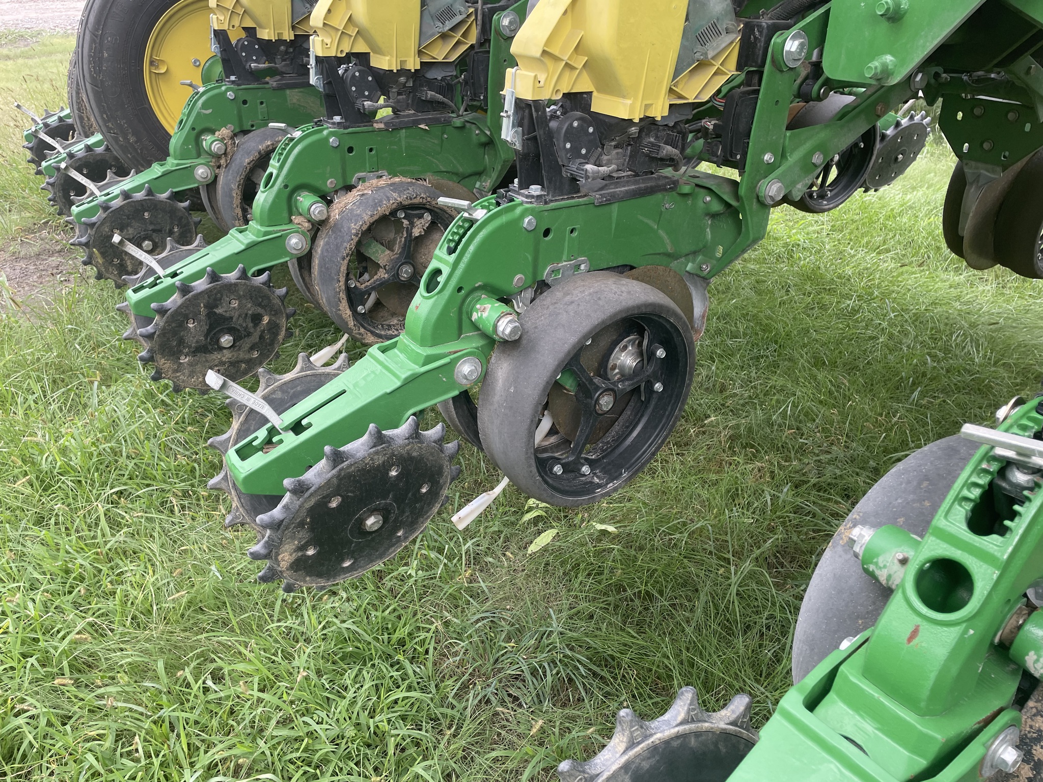  2023 John Deere 1795 at LandMark in Phillipsburg, KS