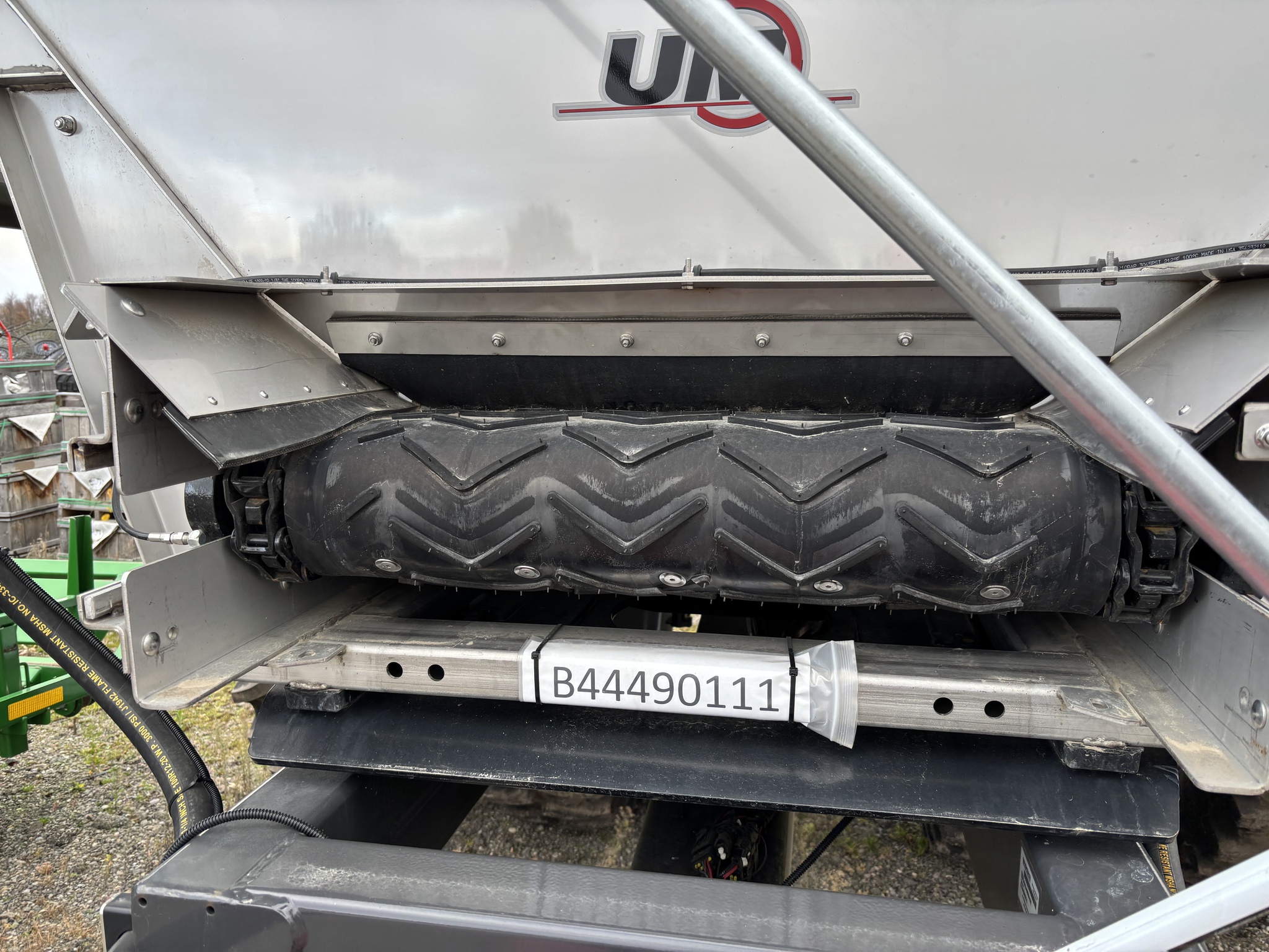 On Lot 2024 Unverferth 1450 Pro Force at Tri County Equipment Sandusky, MI