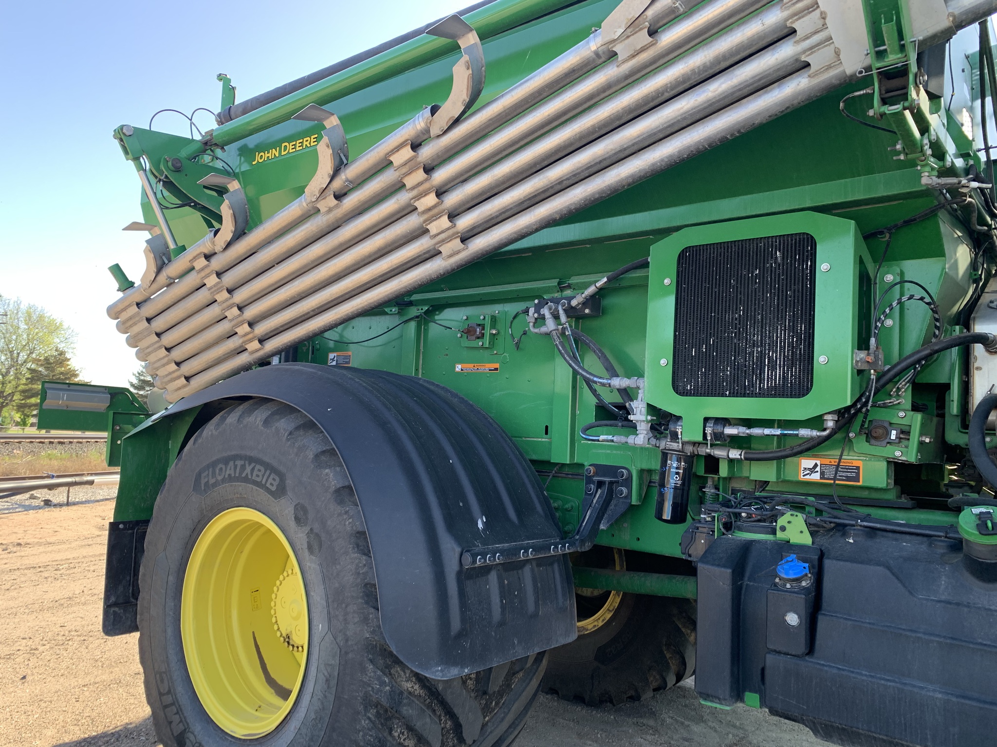  2024 John Deere 800R at LandMark in Gothenburg, NE