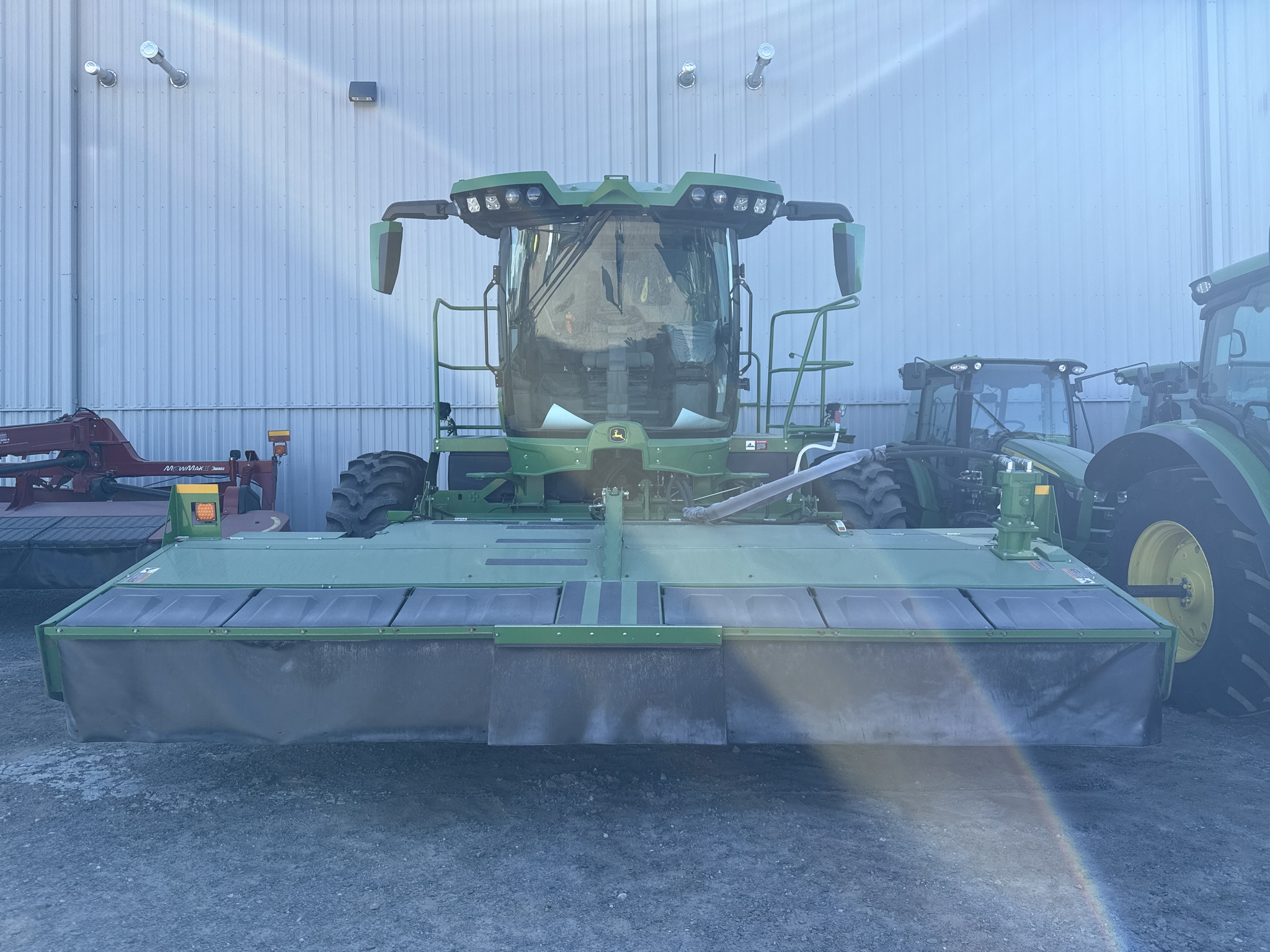  2024 John Deere W235R at LandMark in Gothenburg, NE