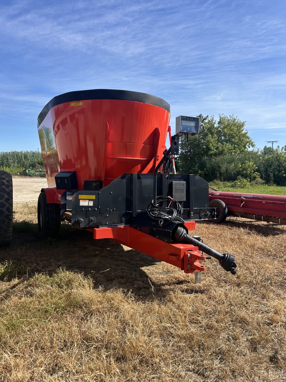 On Lot 2018 Kuhn VT144T at Tri County Equipment Marlette, MI