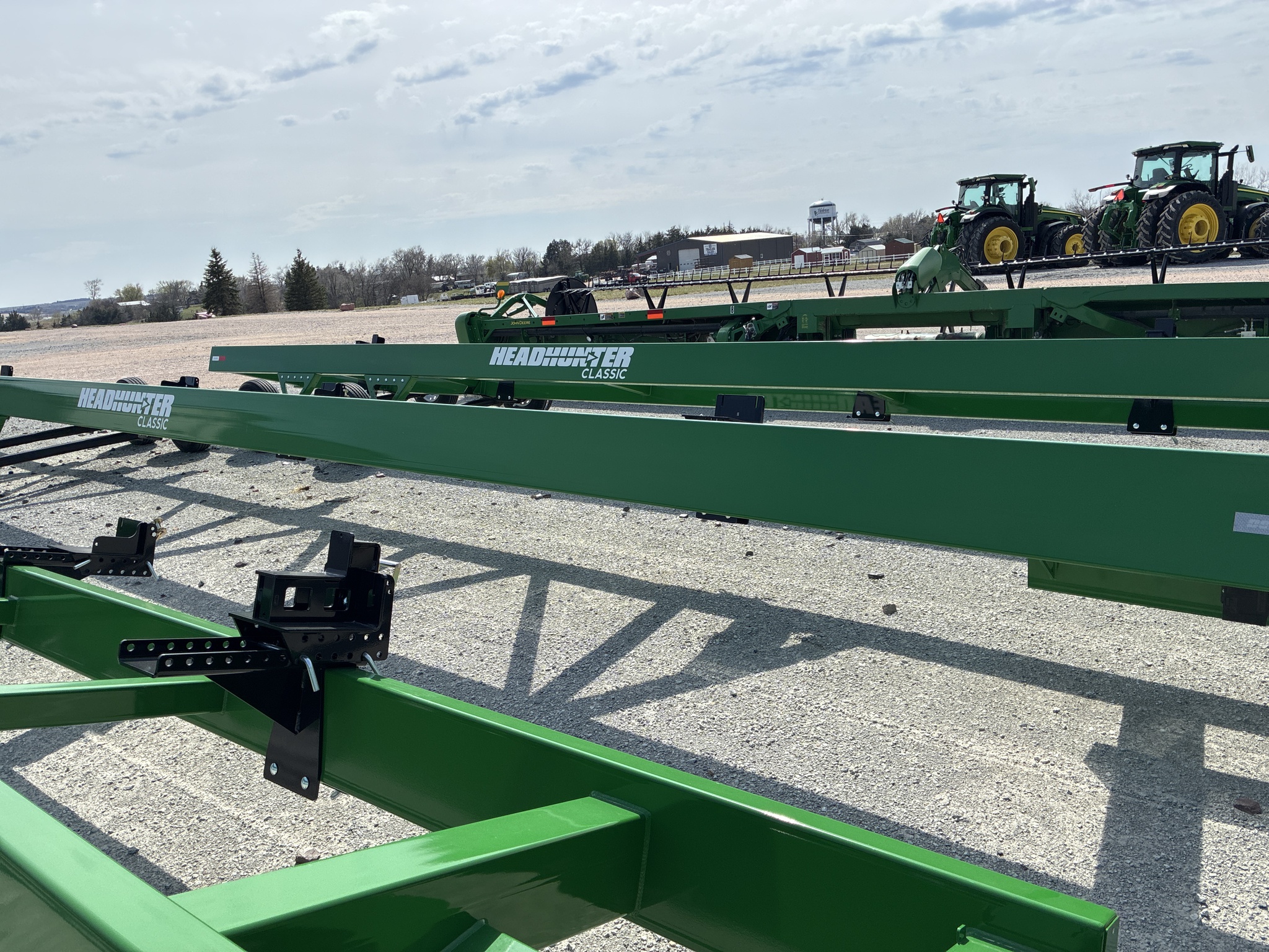  2023 Headhunter HHC53-DA/DB at LandMark in Hebron, NE