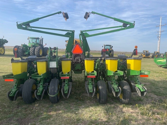  1998 John Deere 1760 at LandMark in Phillipsburg, KS