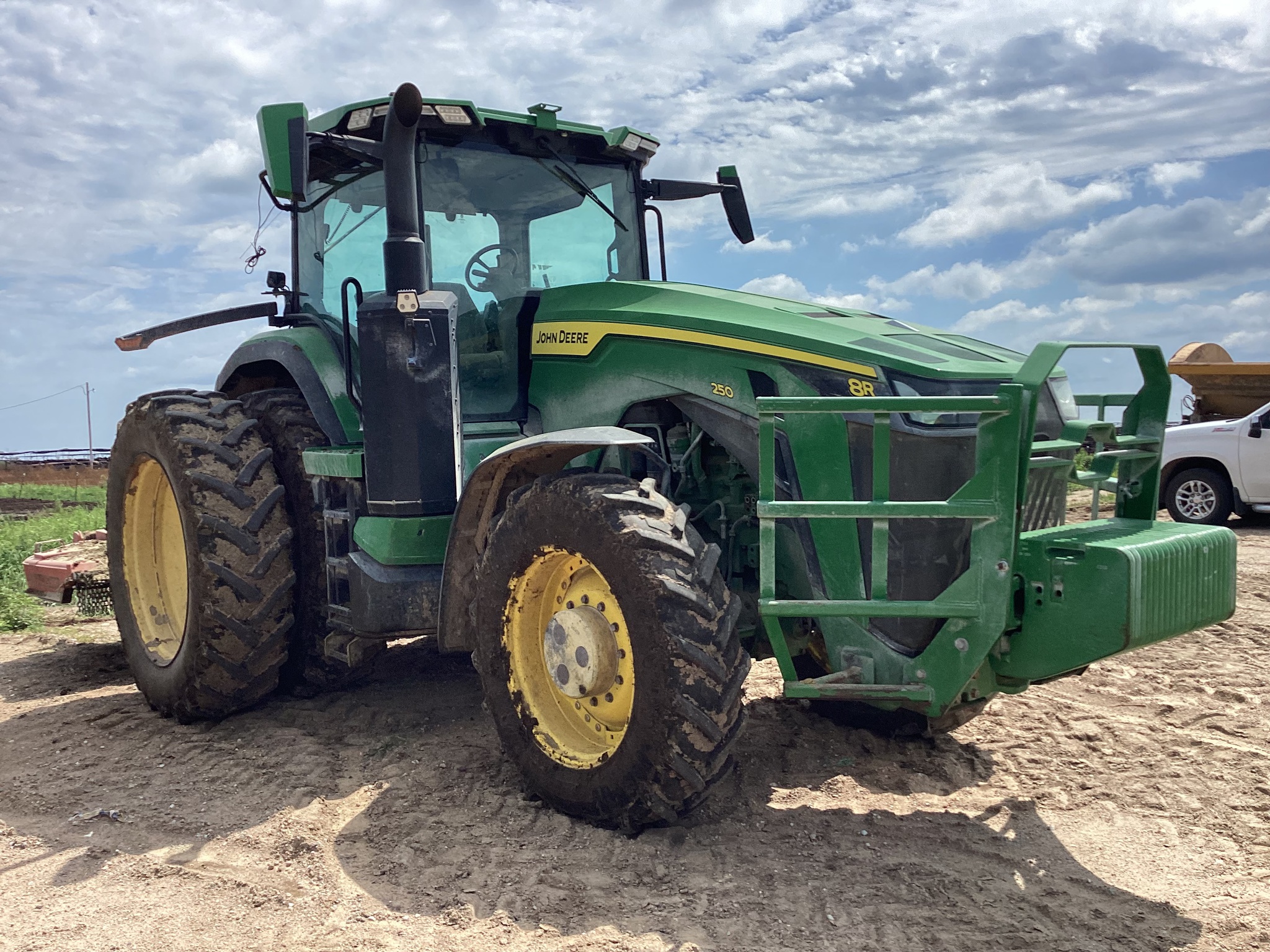  2022 John Deere 8R 250 at LandMark in Minden, NE