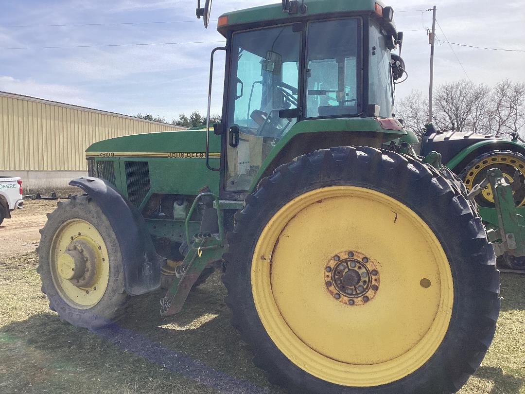 On Lot 1994 John Deere 7800 at Tri County Equipment Sandusky, MI