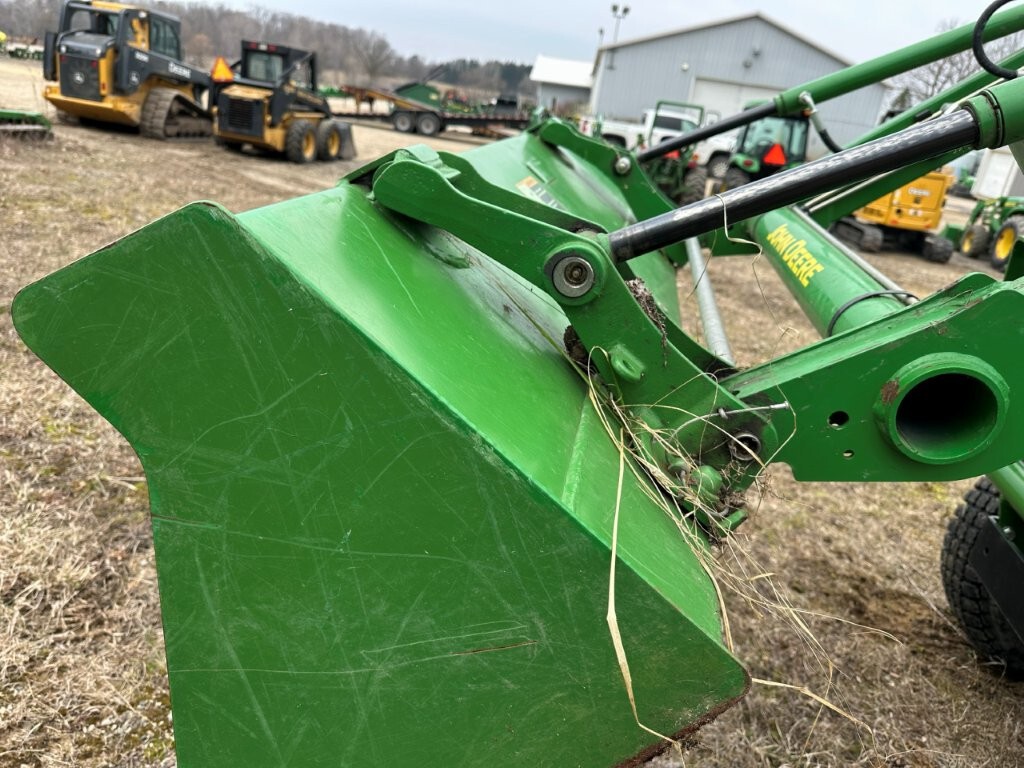 On Lot  John Deere 3032E at Tri County Equipment Lapeer, MI