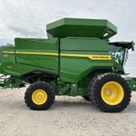  2025 John Deere S7 700 at LandMark in Kearney, NE