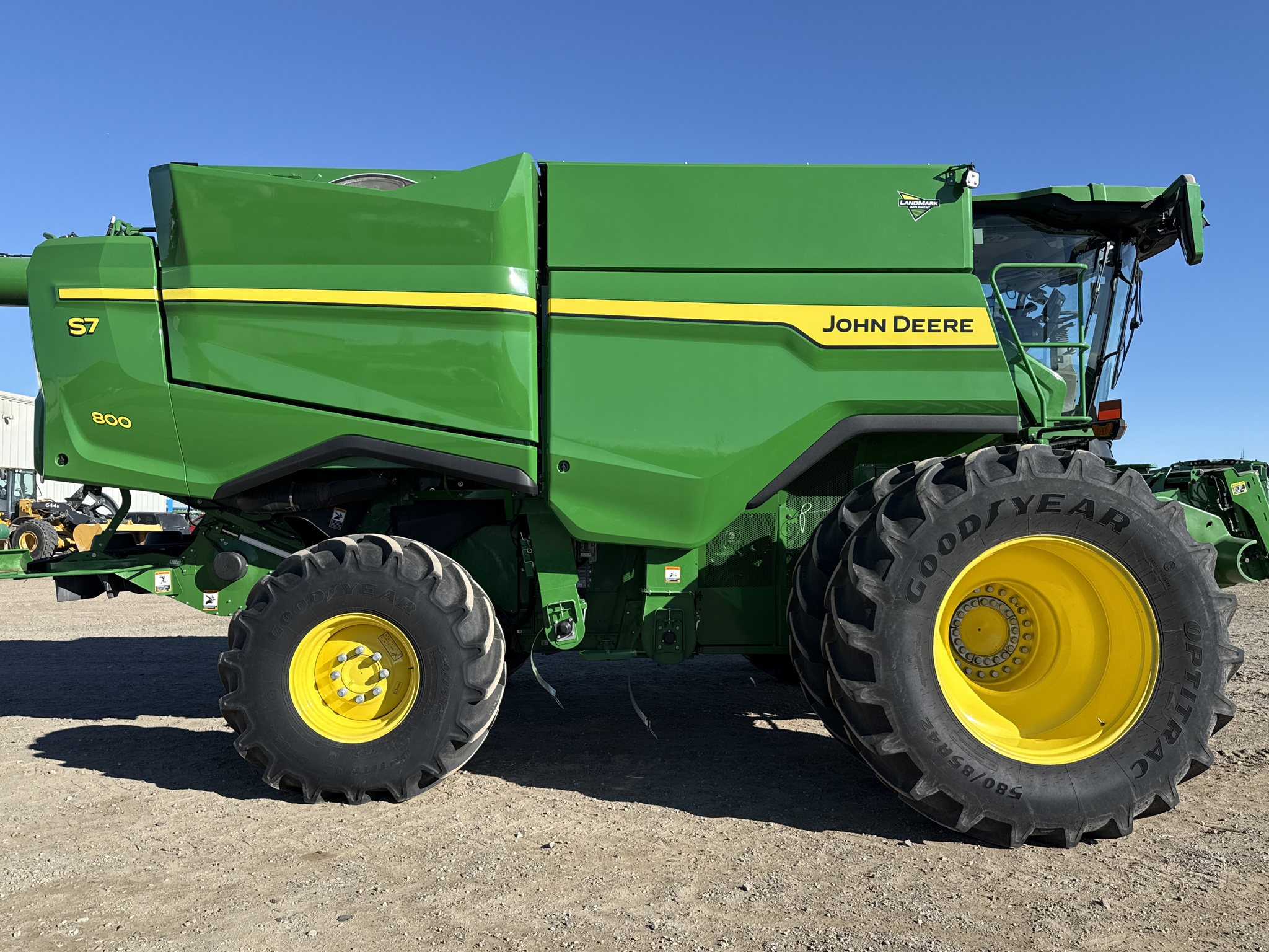  2025 John Deere S7 800 at LandMark in Gothenburg, NE