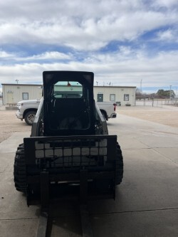  2011 BOBCAT S205 at LandMark in Gothenburg, NE